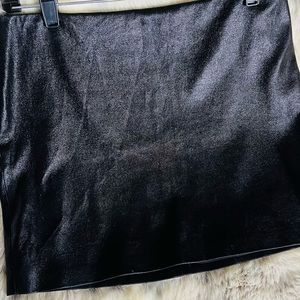 Alice + Olivia leather mini skirt size 2